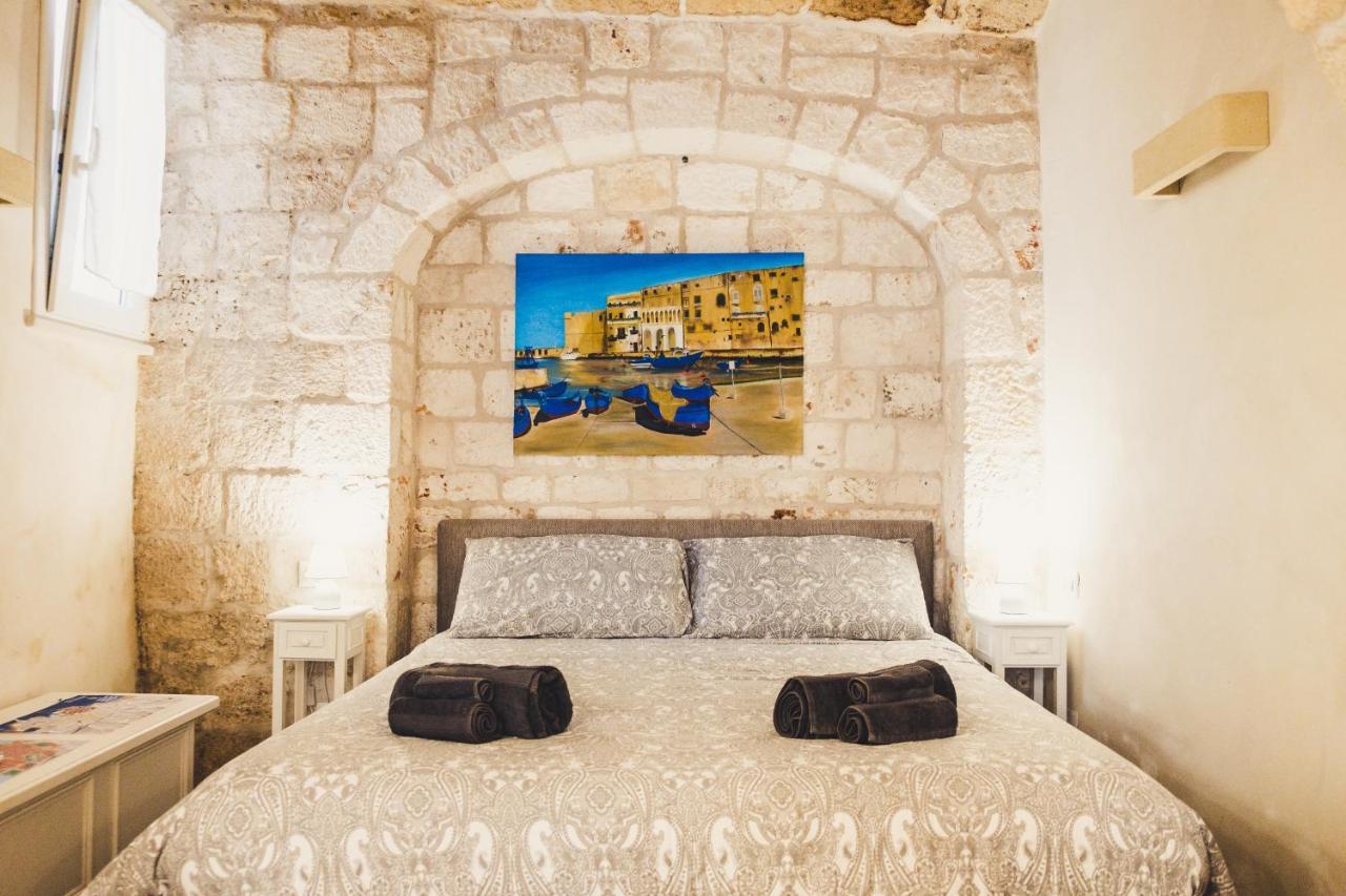 Dimore Del Borgo Antico - Il Sottano Monopoli Luaran gambar